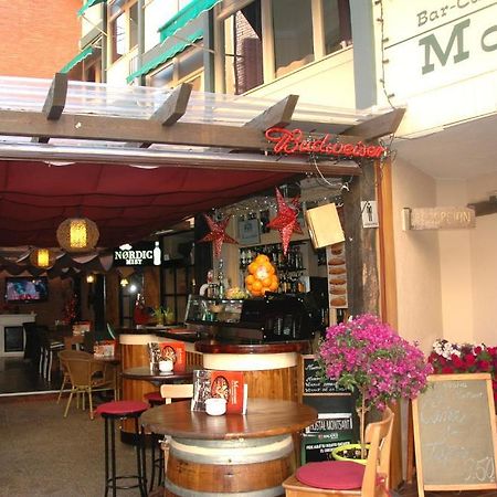 Hostal Montsant Salou Exterior photo